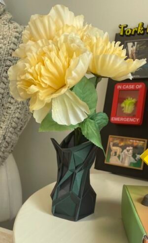 Geometric bud vase